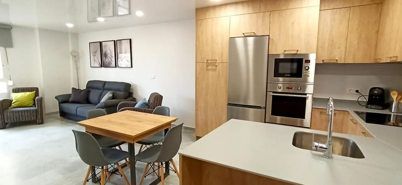 טורמולינוס La Sirena Apartment